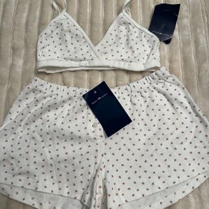 Brandy Melville tulip set